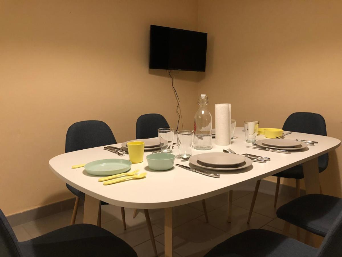 Magnifique Appartement Tout Equipe - 6 Personnes Le Puy-en-Velay المظهر الخارجي الصورة